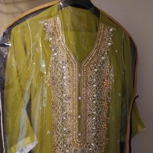 Pakistani/Indian beautiful dress